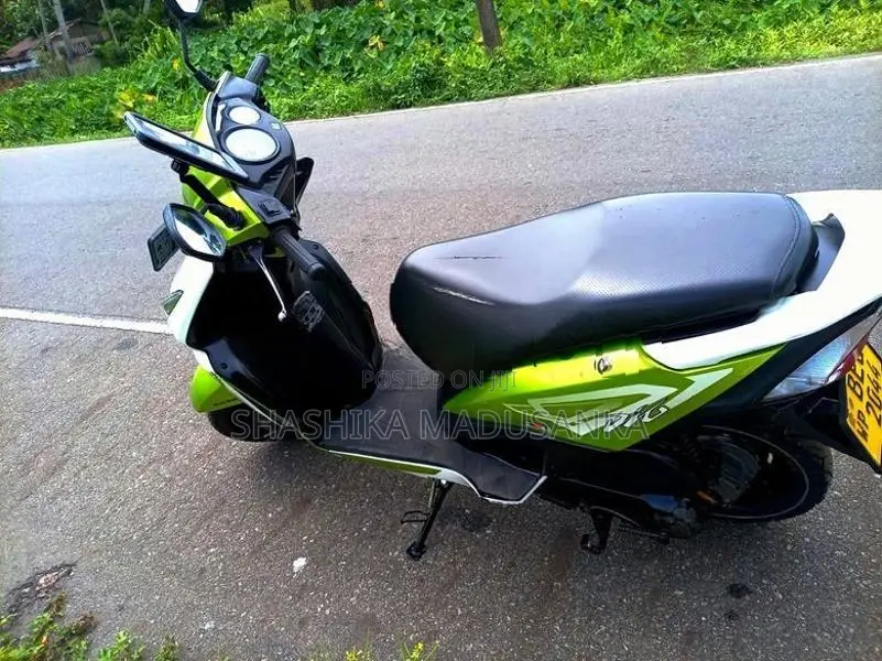 Honda Dio 2017