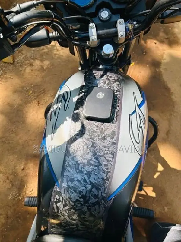Bajaj CT100 2024