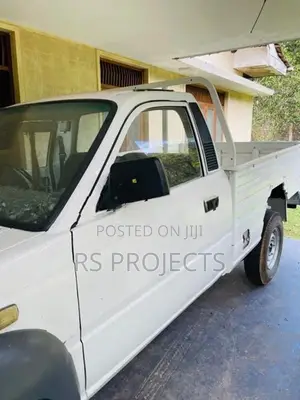 Tata 207 2013