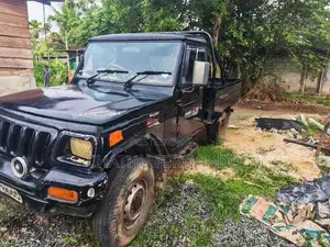 Mahindra Bolero 2006
