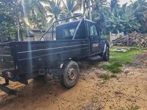 Mahindra Bolero 2006