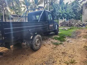 Mahindra Bolero 2006