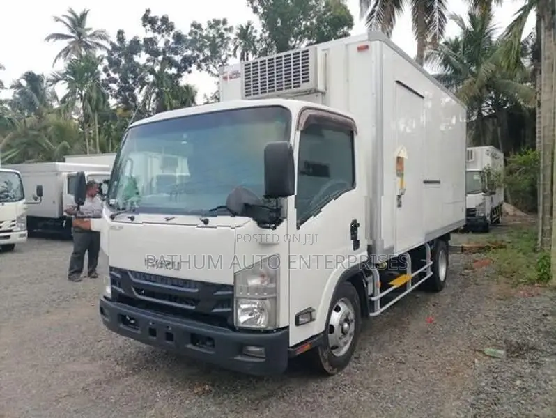 Isuzu 350 2017