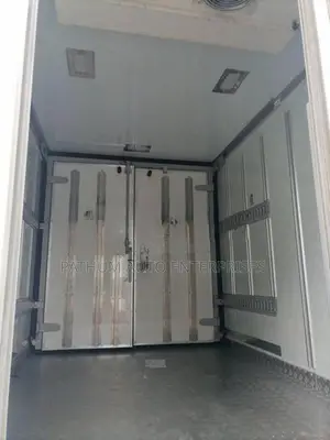 Isuzu 350 2017
