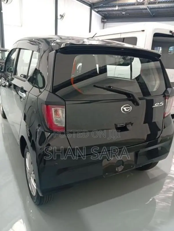 Daihatsu Mira L 2023