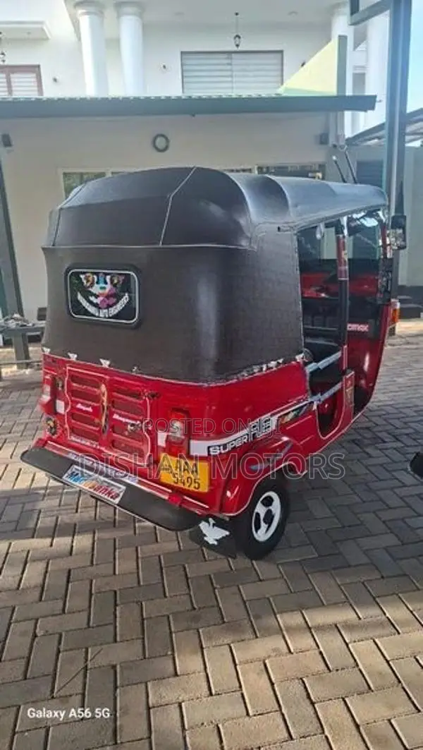 Bajaj RE 4 Stroke 2012