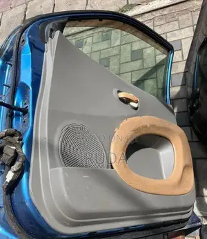 Suzuki Swift K12 Door