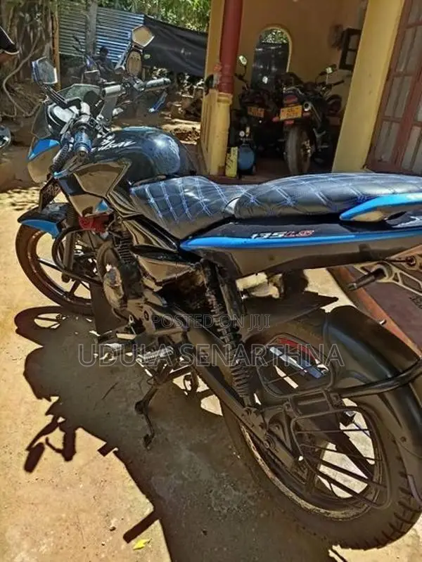 Bajaj Pulsar 135 2011