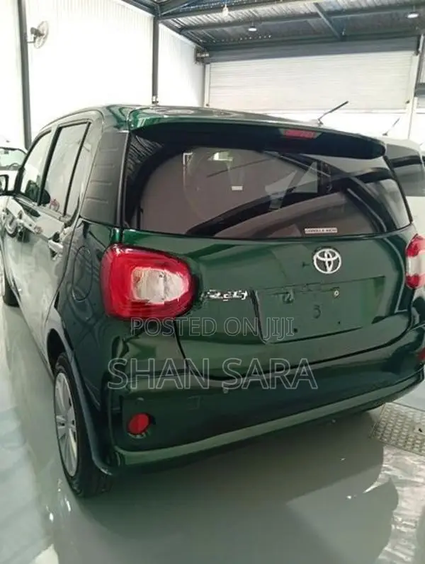 Toyota Passo X 2024