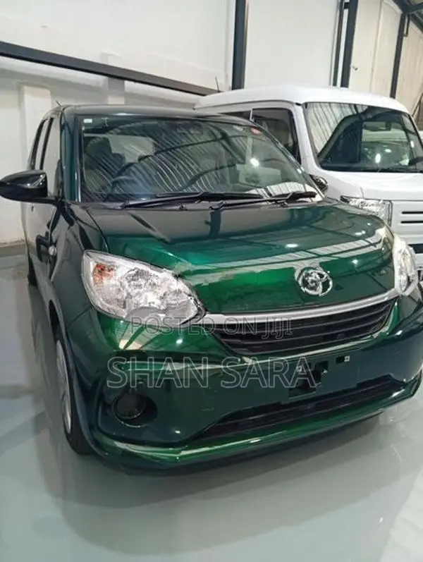 Toyota Passo X 2024