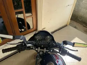 Bajaj Discover 125 2012