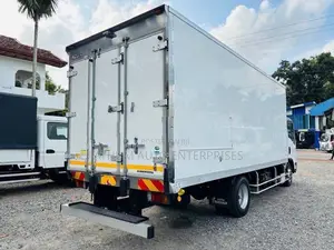 Isuzu 350 2017