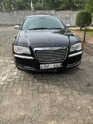 Chrysler 300 2012
