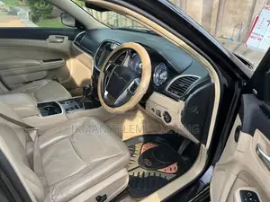 Chrysler 300 2012