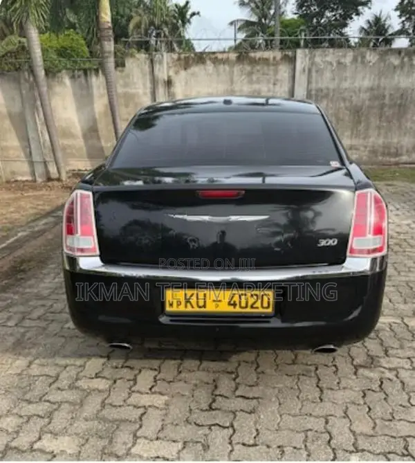 Chrysler 300 2012
