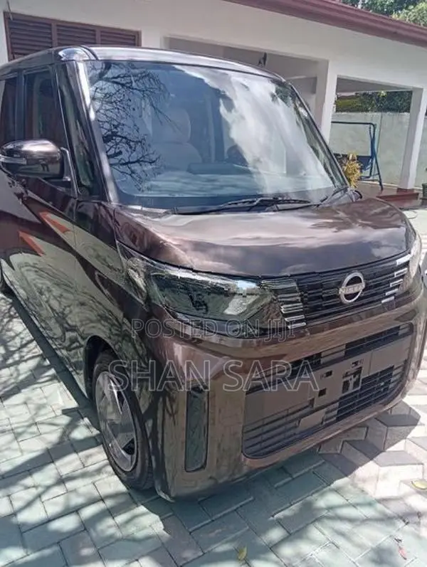 Nissan Roox X 2024