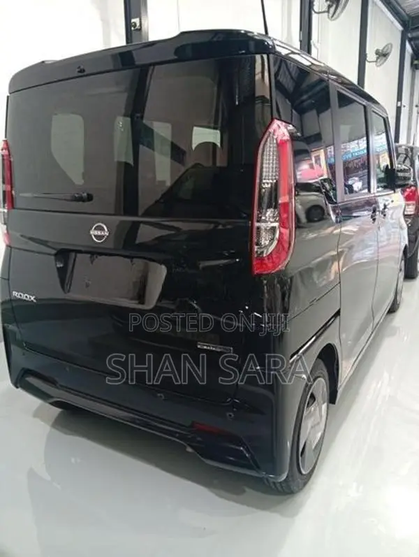 Nissan Roox x 2024