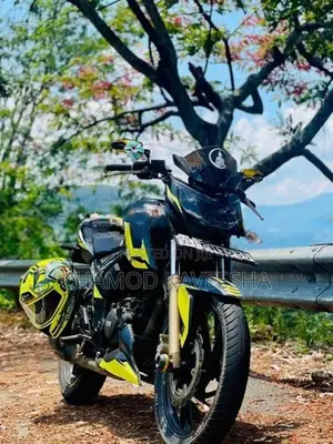 TVS Apache 2017