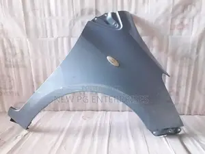 Toyota Vitz KSP90 Fender RHS
