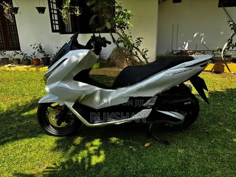 Honda PCX160 2025