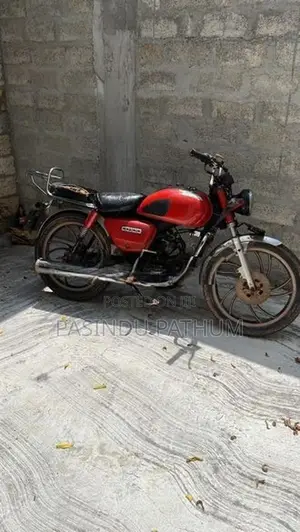 Hero CD 100 2004