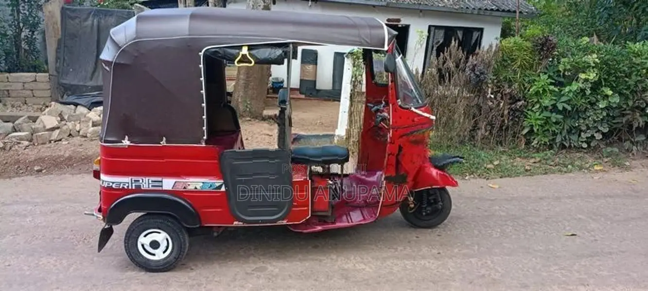 Bajaj RE 1995