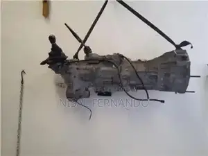 Suzuki Grand Vitara 1999 Auto 4 Wheel Gear Box ( H27 Engine )