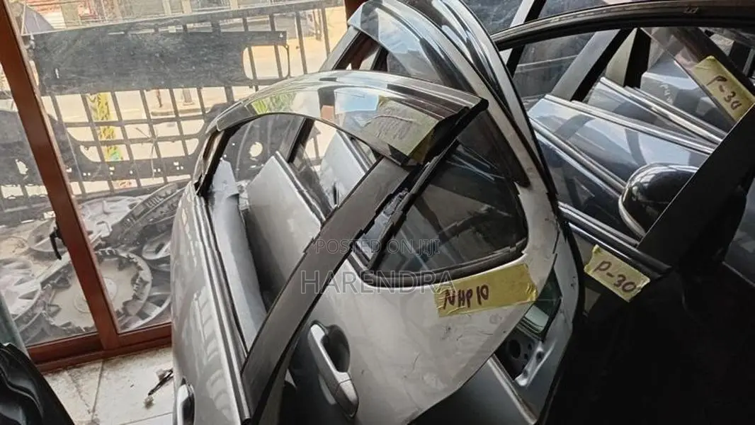 Toyota Aqua Doors