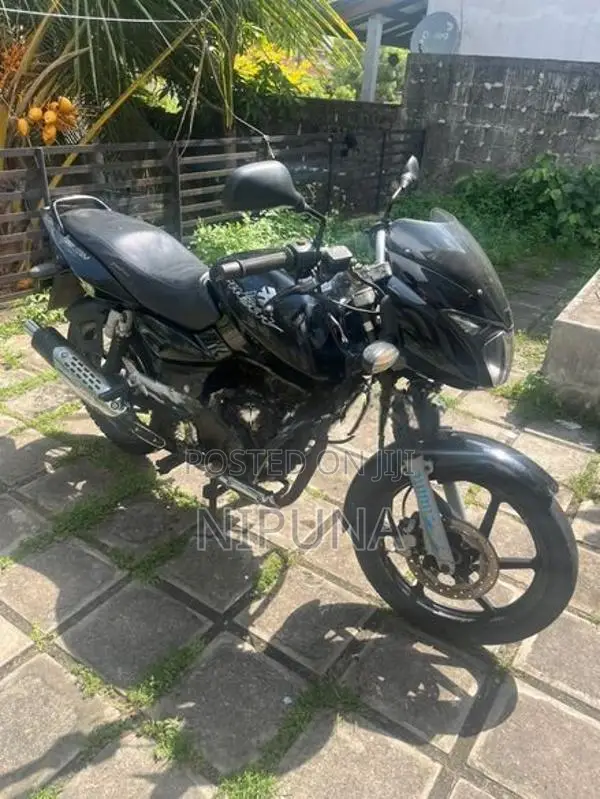 Bajaj Pulsar 180 2007