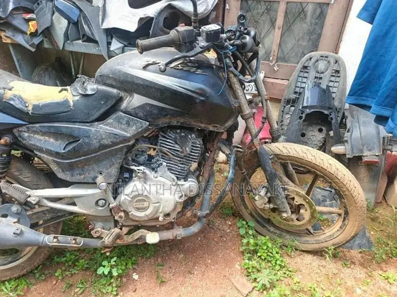Bajaj Pulsar 150 2016
