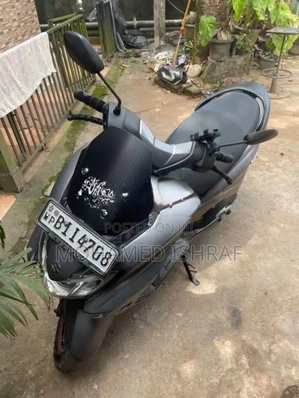 Suzuki Burgman 2019
