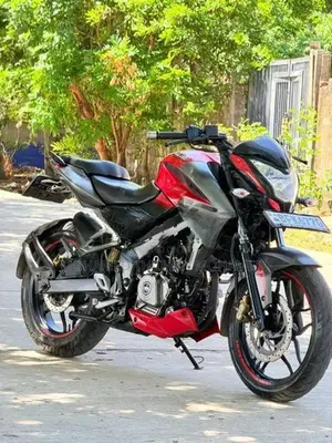 Bajaj Pulsar NS200 2017