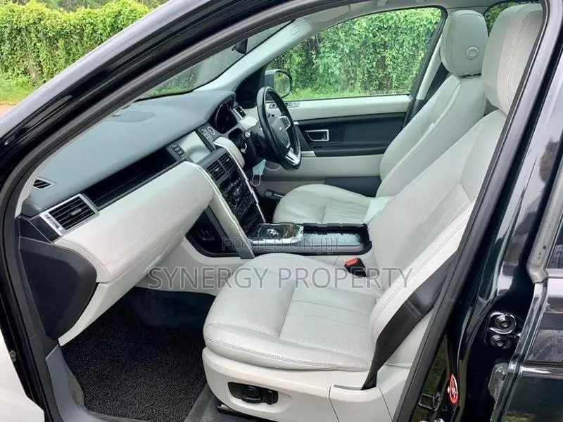Land Rover Discovery 2015