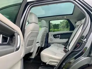 Land Rover Discovery 2015
