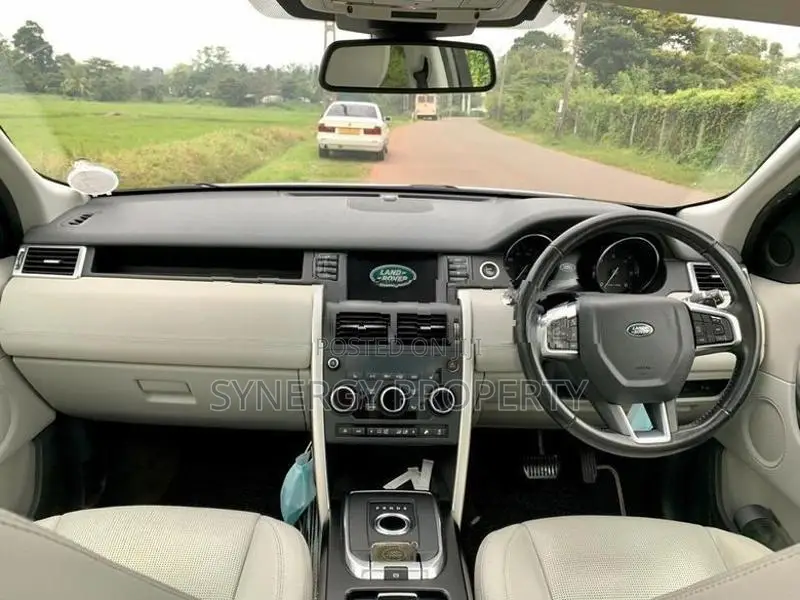 Land Rover Discovery 2015