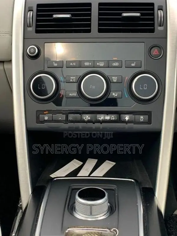 Land Rover Discovery 2015