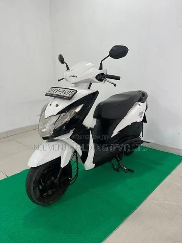 Honda Dio 2011