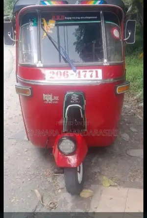 Bajaj RE 1999