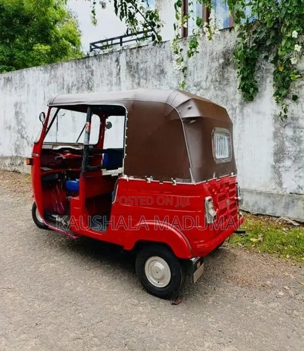 Bajaj RE Three Wheeler 2002