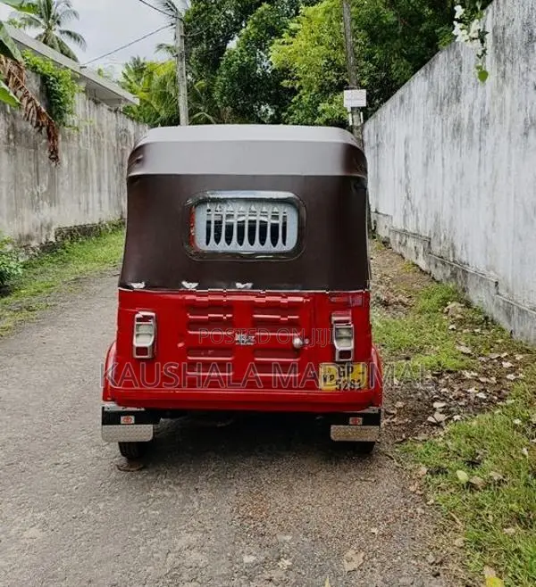 Bajaj RE Three Wheeler 2002