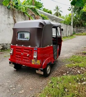 Bajaj RE Three Wheeler 2002