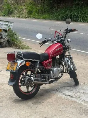 Suzuki GN 125 2020