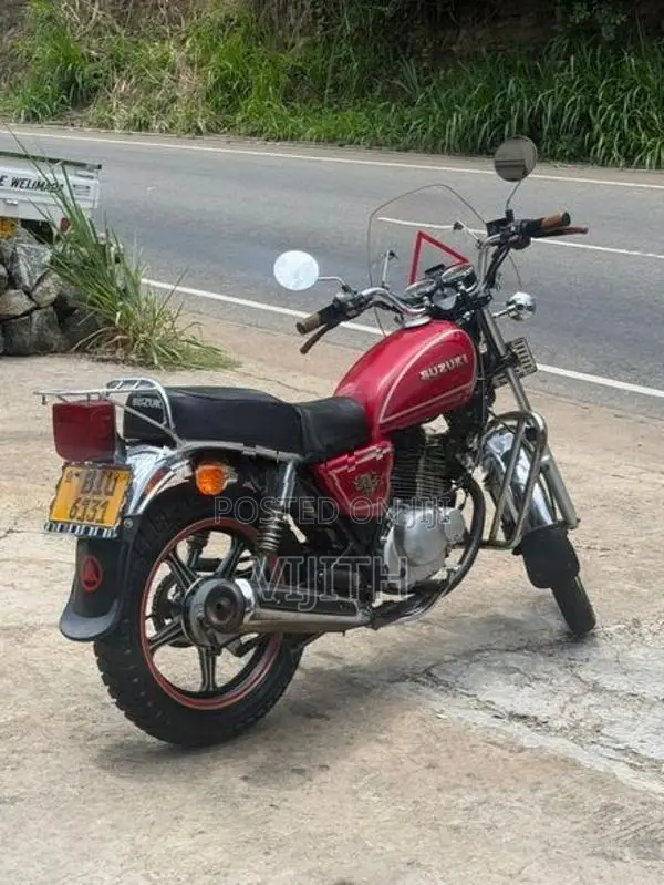 Suzuki GN 125 2020