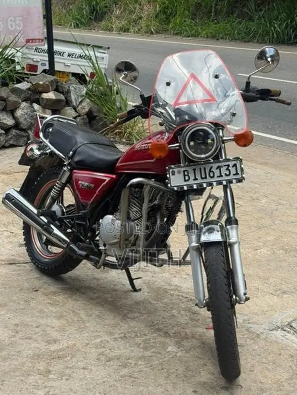 Suzuki GN 125 2020