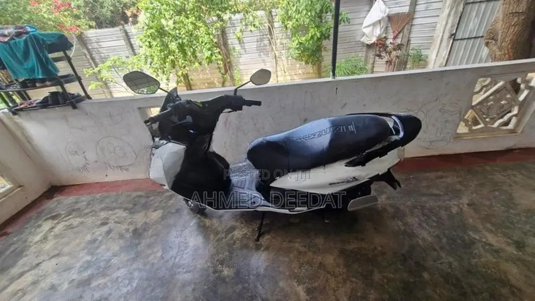 Suzuki Burgman 125 2020