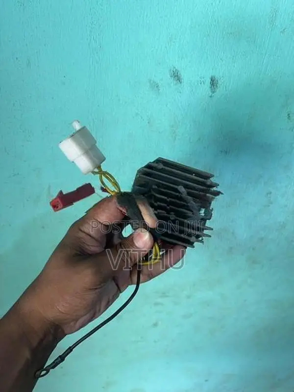 Pulsar 220F Rectifier