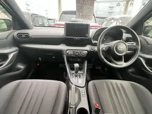 Toyota Yaris X Grade 2024