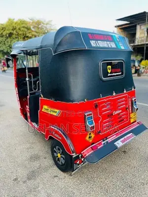 Bajaj RE 2014