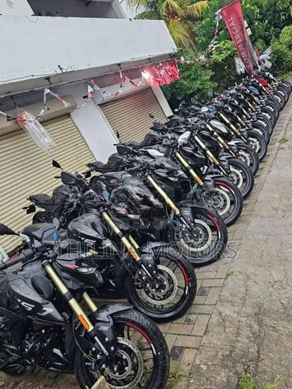 Bajaj Pulsar N160 2025