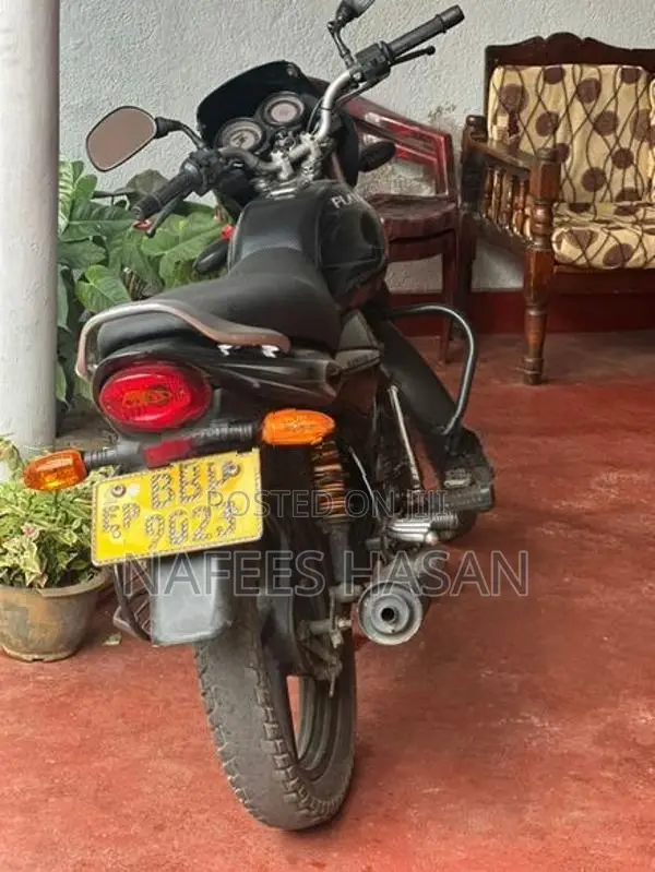 Bajaj Platina 100 2014